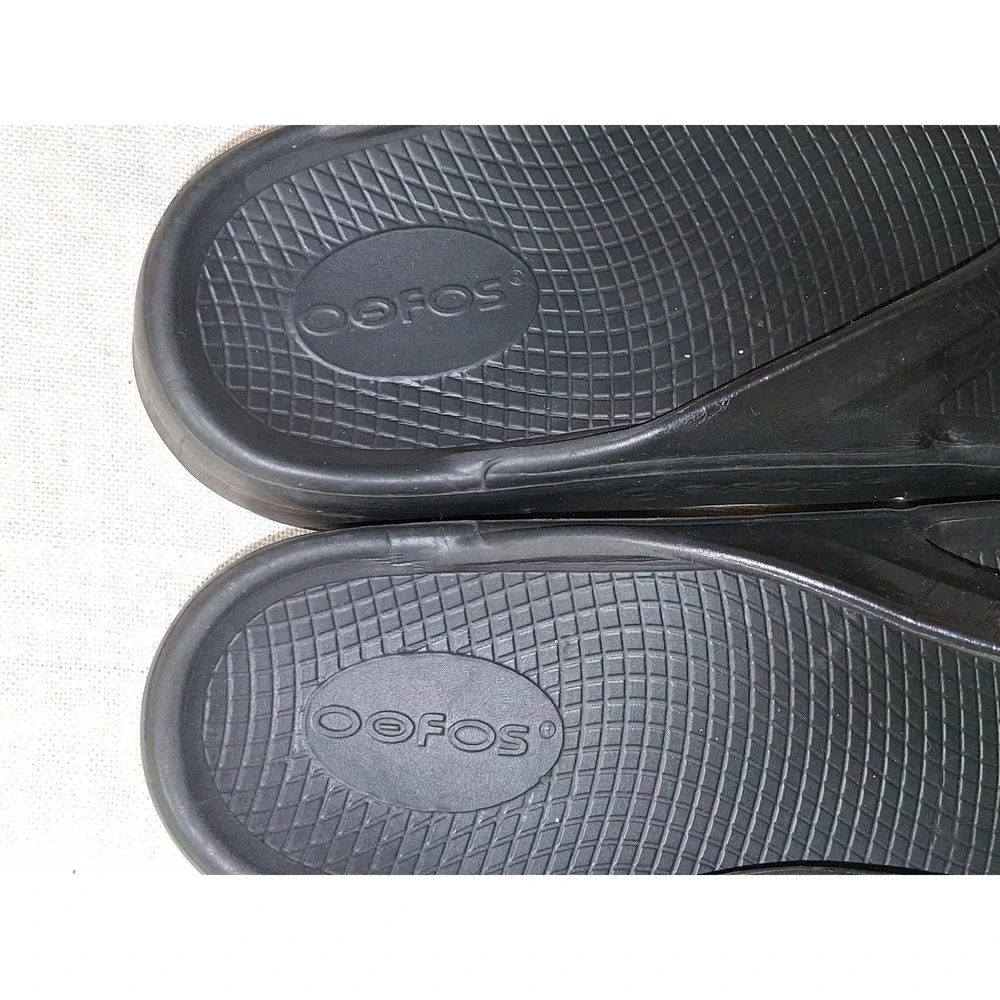 Oofos OOriginal Recovery Sandals Black Thong Flip Flops Mens 8 Womens 10 EU 41